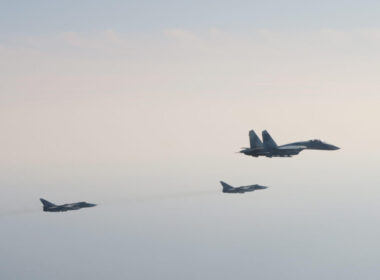 the_russian_flight_group_photographed_by_swedish_gripens.jpg